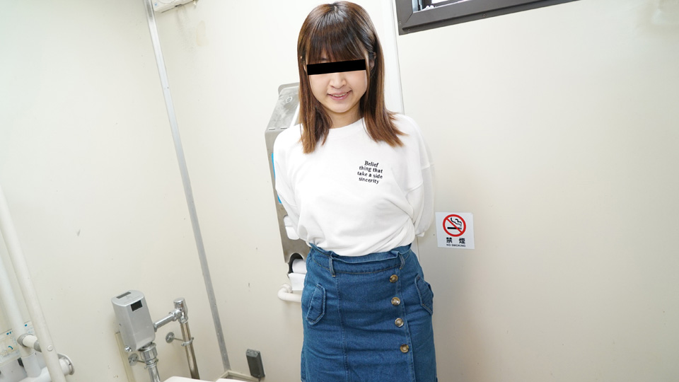 10musume 090520_01 BJ In Public Restroom: Let me clean your dirty dick